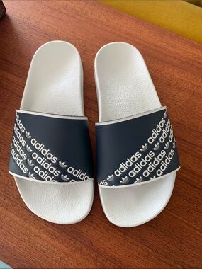 Vintage adidas White and Navy Repeating-Logo Slide Sandals